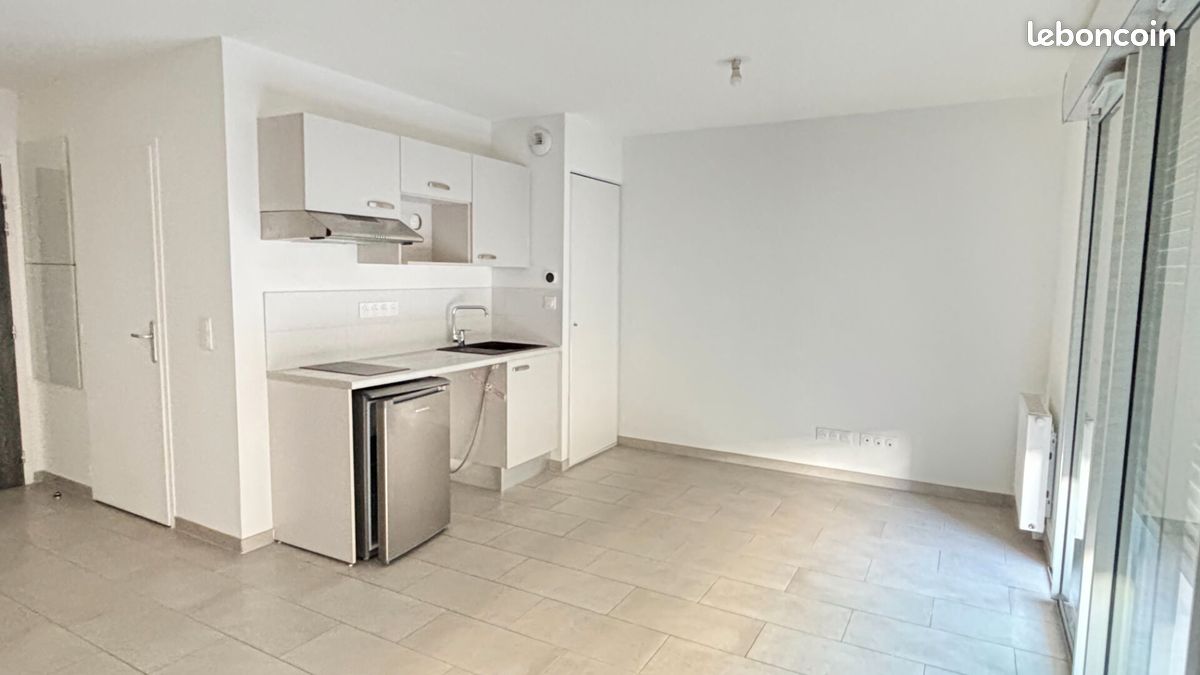 Appartement 1 pièce 28 m² · à La Rochelle · 28 m² · 469 €/mois