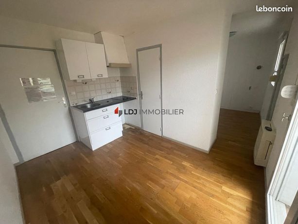 Studio 1 pièce 18 m²