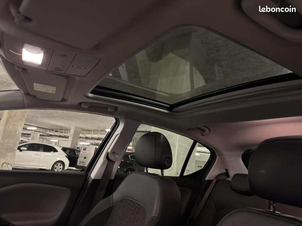 OPEL CORSA 1.4i Turbo - 100 S&S E BERLINE Cosmo (image 25)