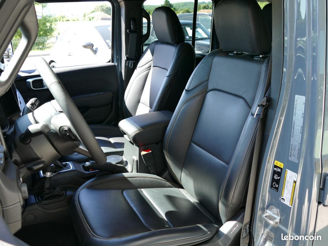 JEEP WRANGLER 2.0i T 4xe - 380 - BVA 4x4 2018 Unlimited Sahara 1941 PHASE 2 (image 22)