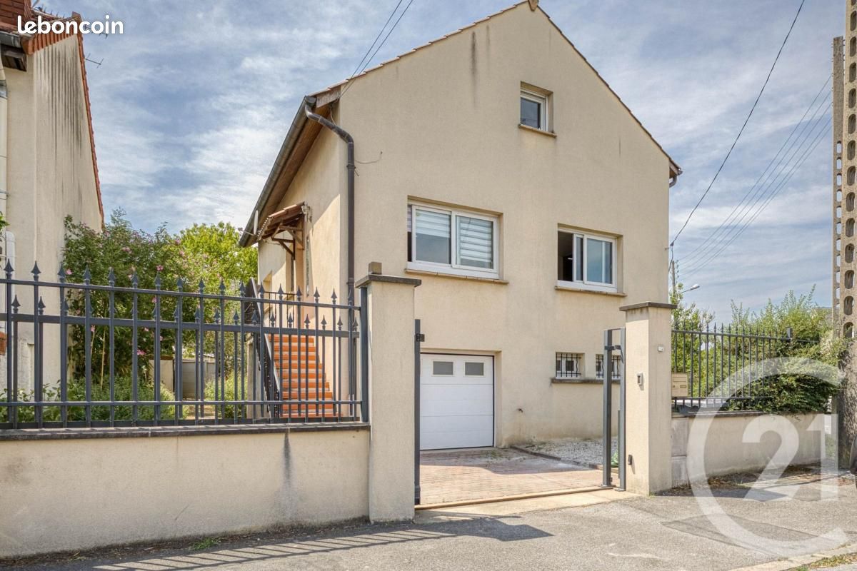 Maison 5 pièces 153 m² · à Vigneux-sur-Seine · 153 m² · 399 000 €
