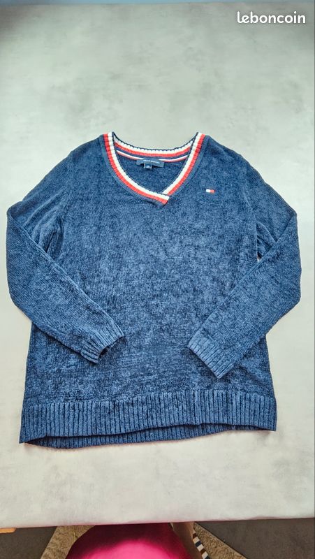 Tommy Hilfiger Pull femme S/P bleu marine col V chenille doux logo brodé (image 2)