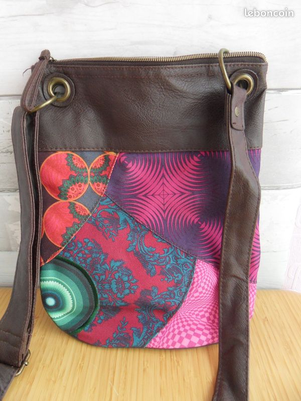sac desigual pochette desigual noir
