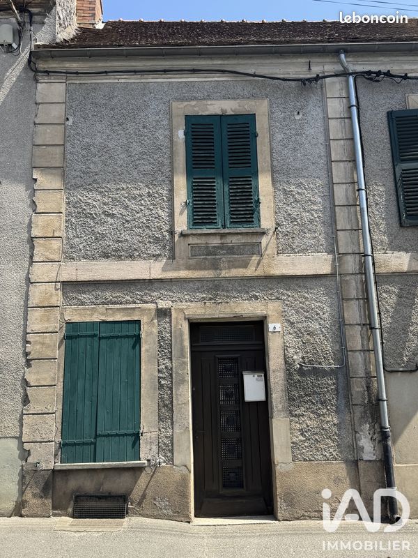 Maison 4 pièces 76 m² · à Lorrez-le-Bocage-Préaux · 76 m² · 129 000 €