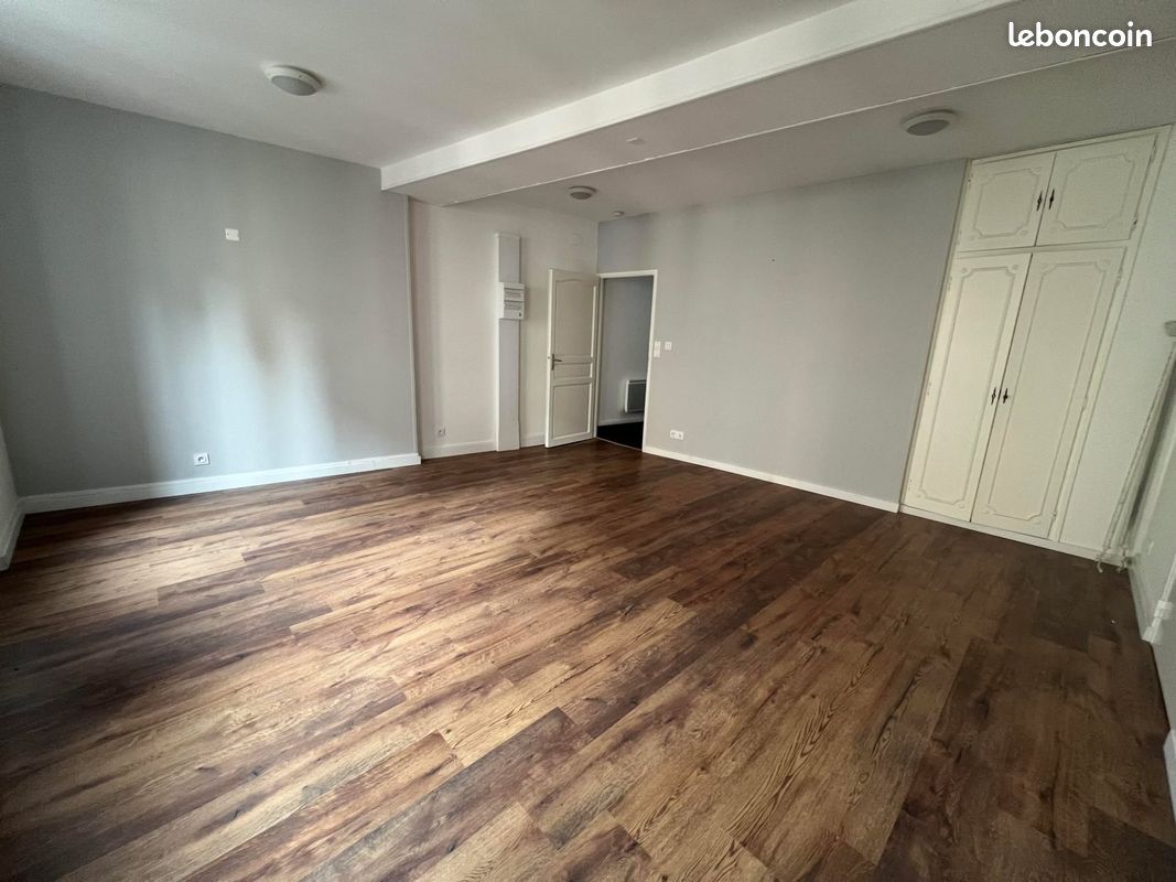 Appartement 2 pièces 55 m² · à Montluçon · 55 m² · 445 €/mois