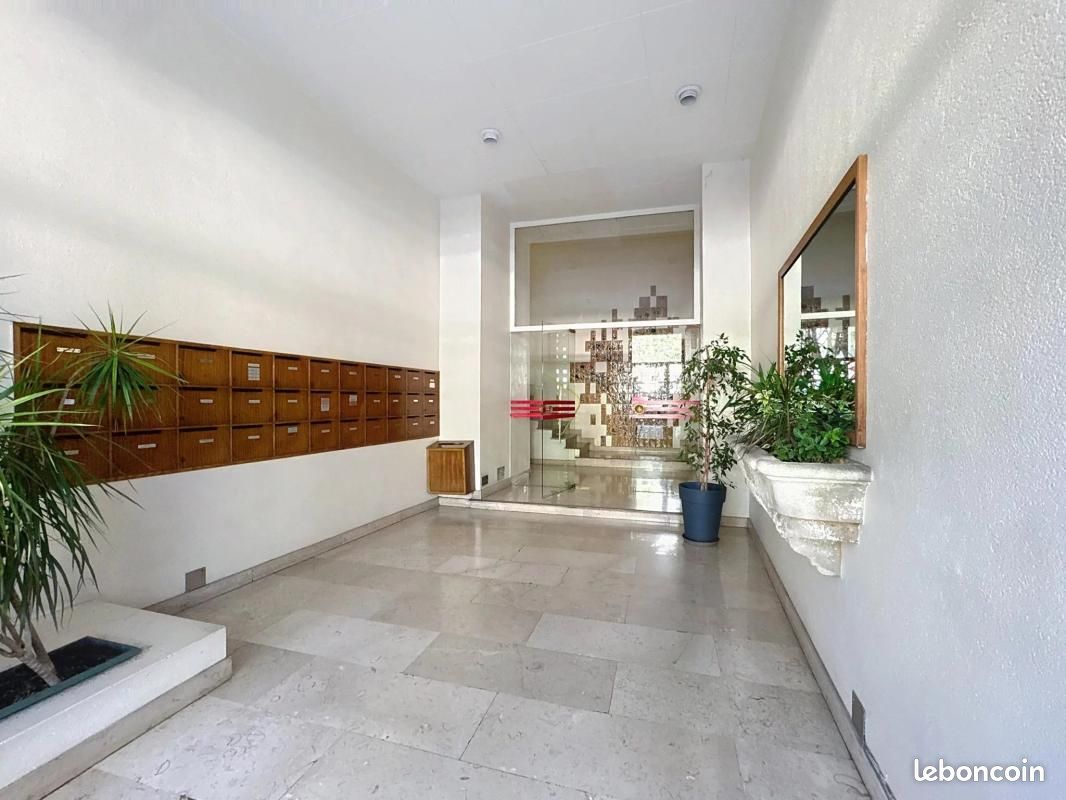 Appartement 1 pièce 12 m² · à Marseille · 12 m² · 550 €
