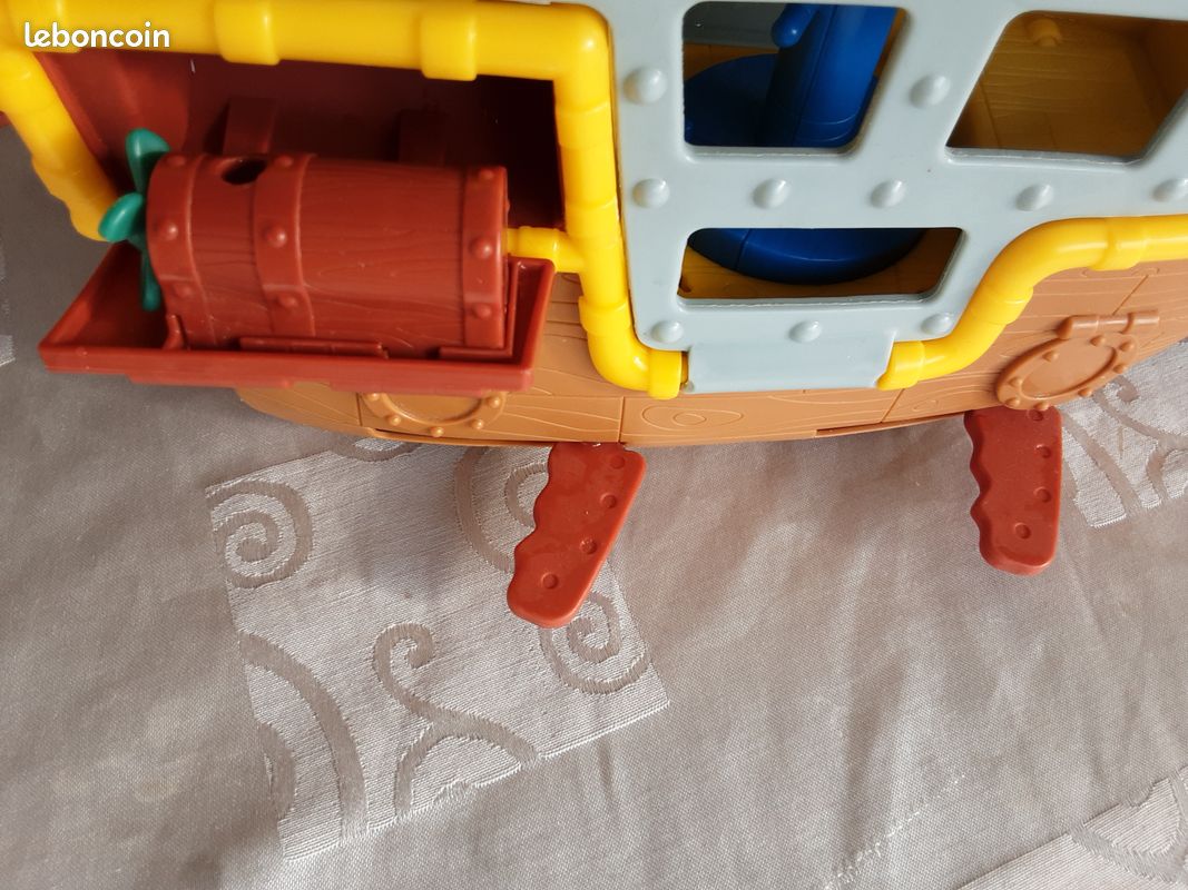 Sous marin Jack et les pirates Disney Fisher-Price (image 3)