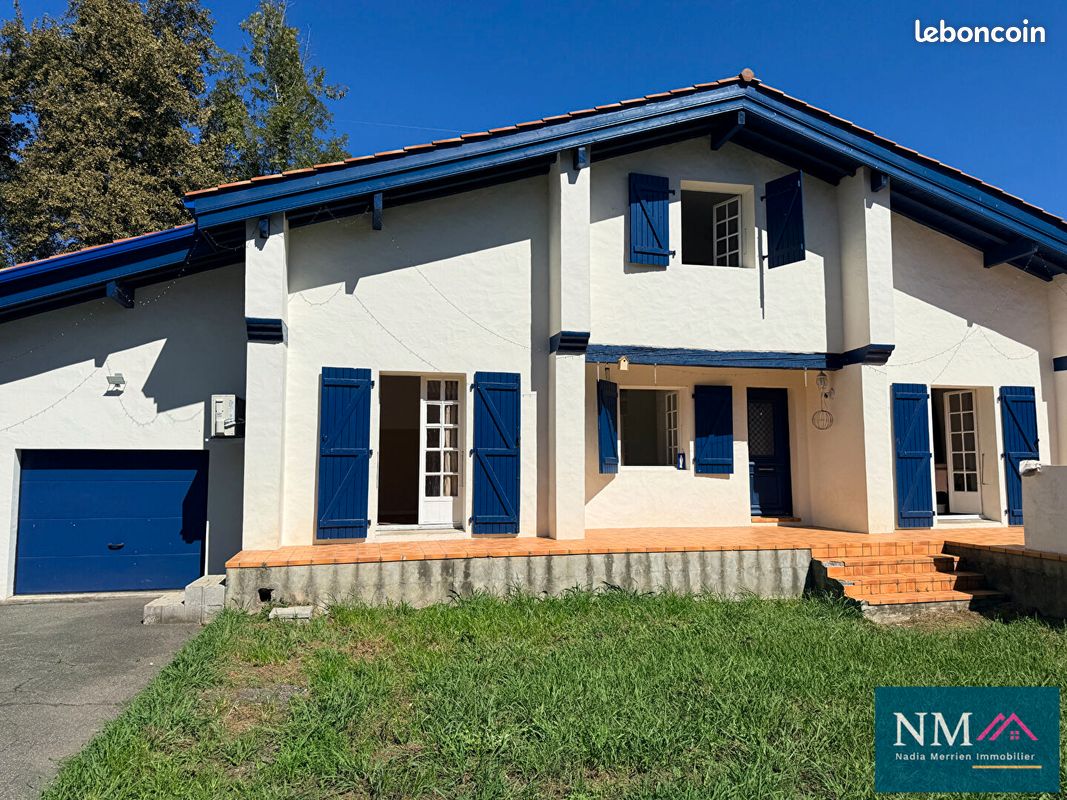 Maison 8 pièces 180 m² · à Urcuit · 180 m² · 518 000 €