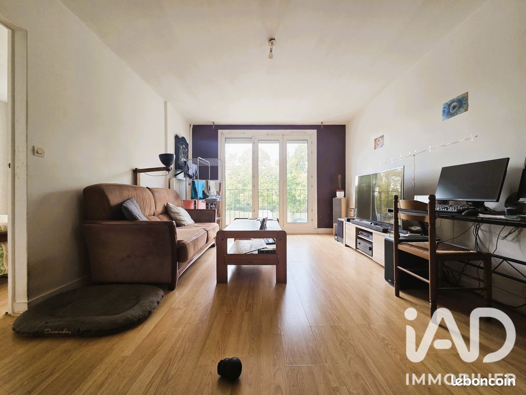 Appartement 3 pièces 63 m² · à La Chapelle-Saint-Luc · 63 m² · 65 000 €