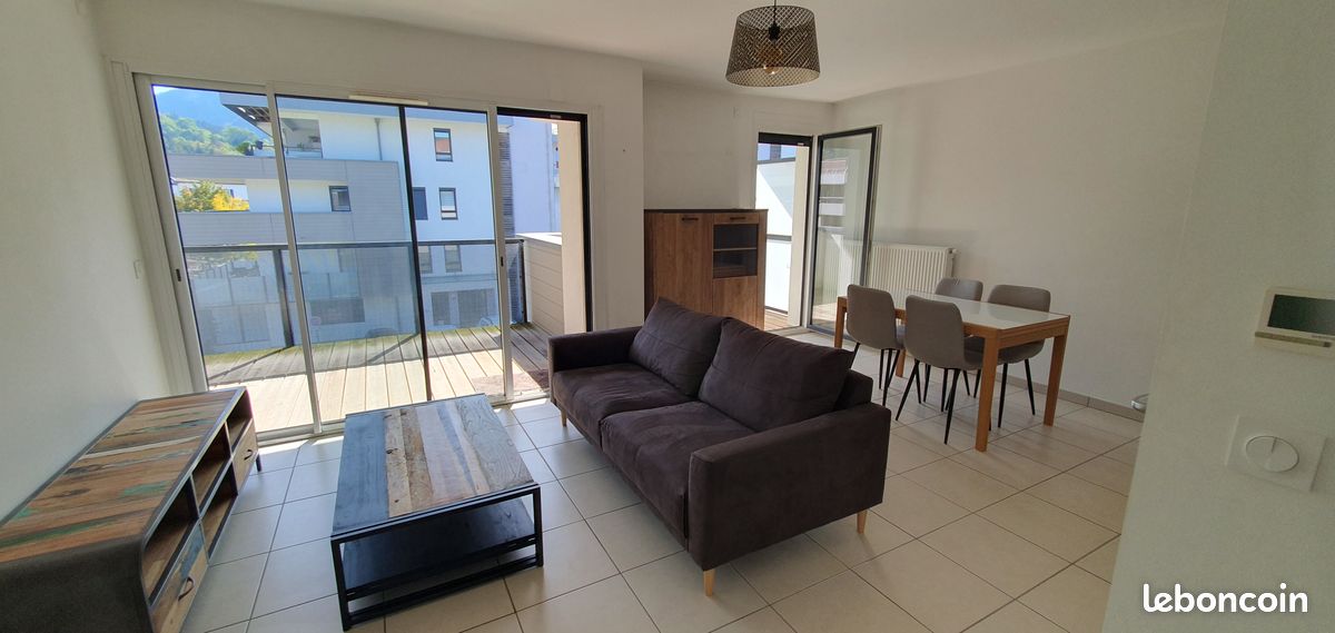 Appartement 2 pièces 46 m² · à Saint-Pierre-en-Faucigny · 45,6 m² · 1 150 €/mois