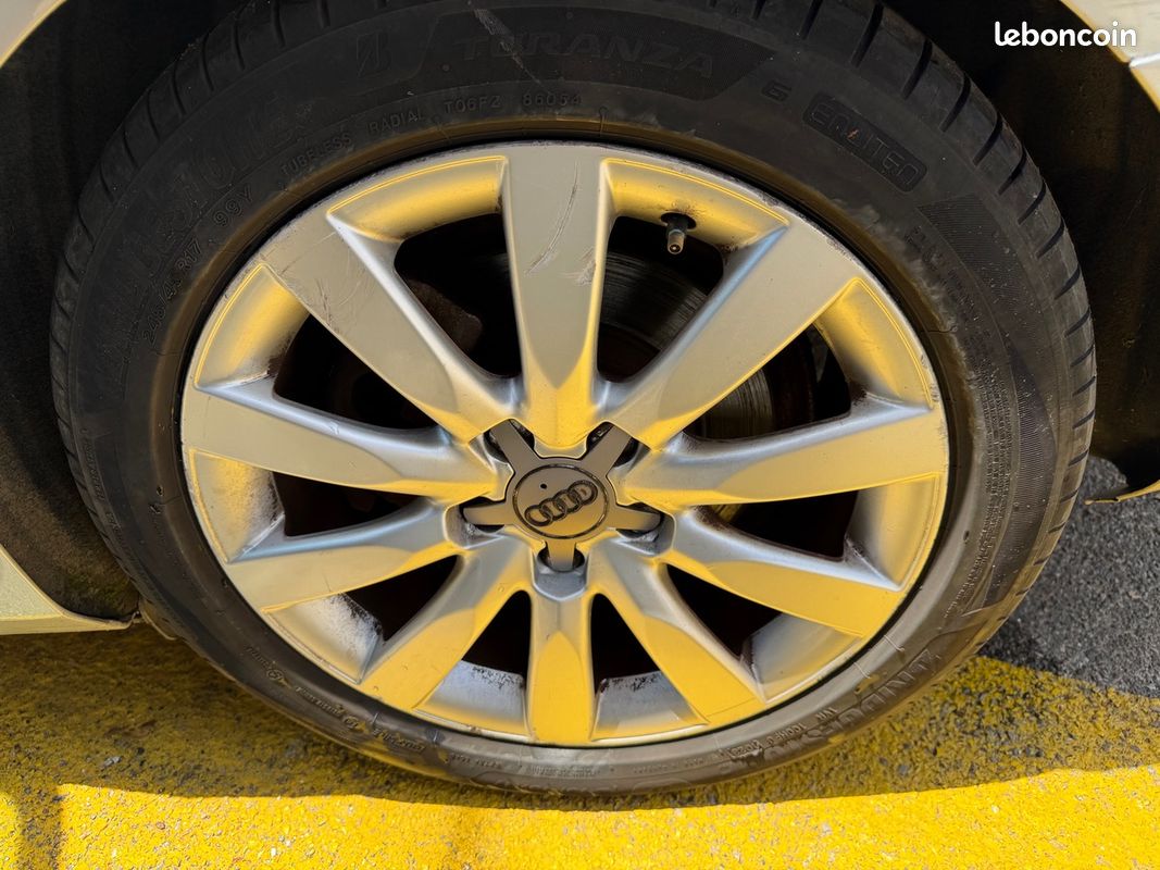 Audi A4 2.7 TDi V6 190 CV / Ambition Luxe / Boîte auto / Caméra / Km Réel (image 14)