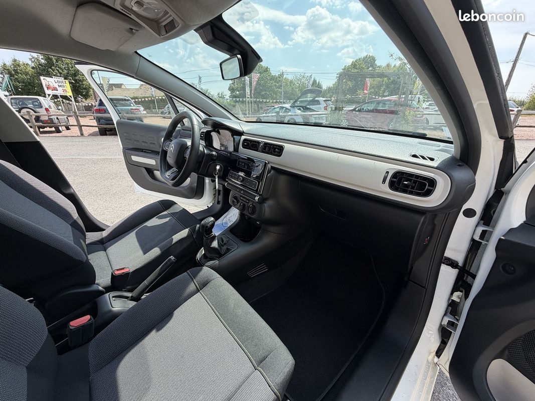 Citroen C3 PURETECH 68CH LIVE E6.D-TEMP 105G (image 18)