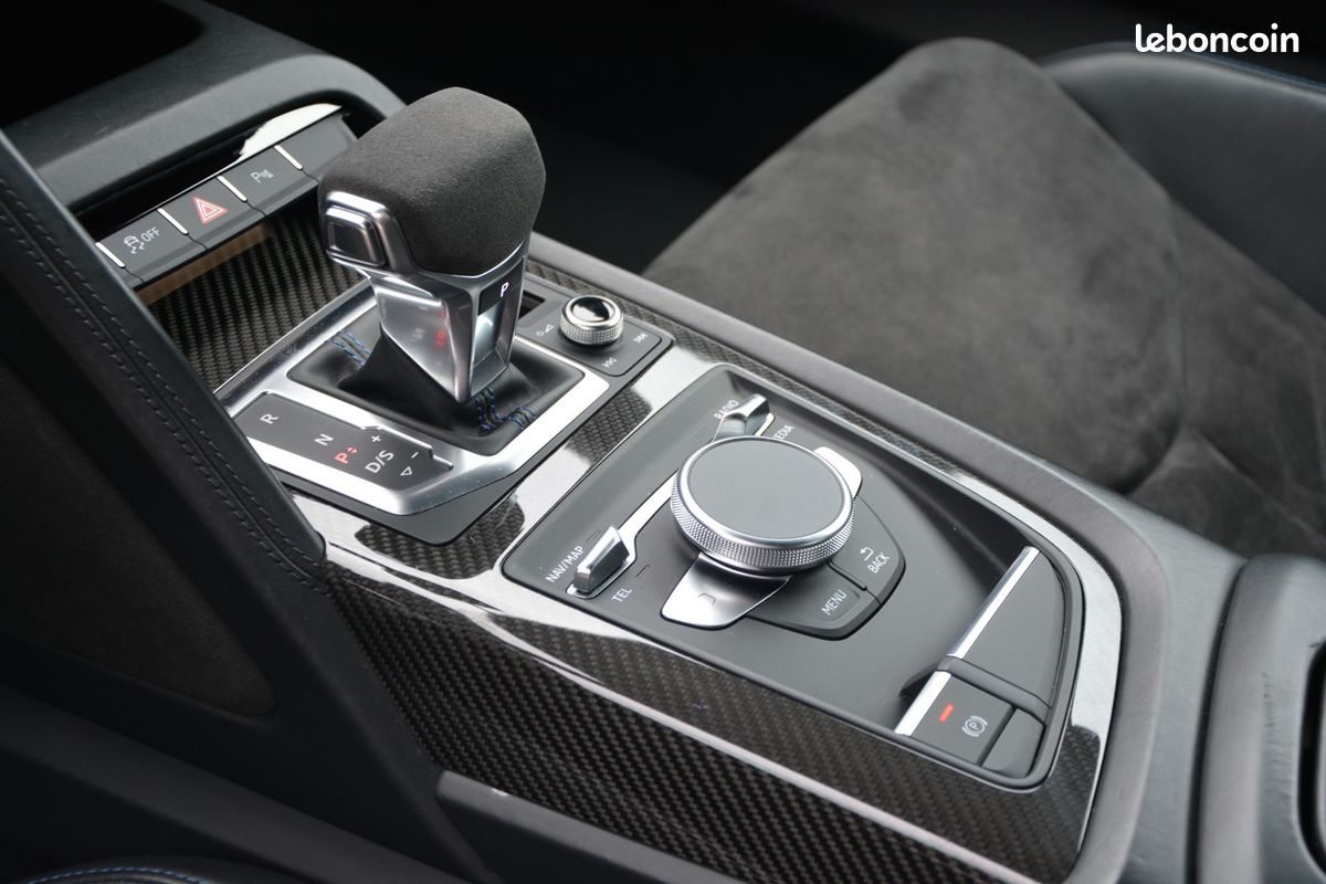 Audi R8 620 CV V10 Performance LOA 1 299 Euros Par mois Sièges Recaro Carbon Interieur et Moteur Gris Suzuka V 10 (image 12)