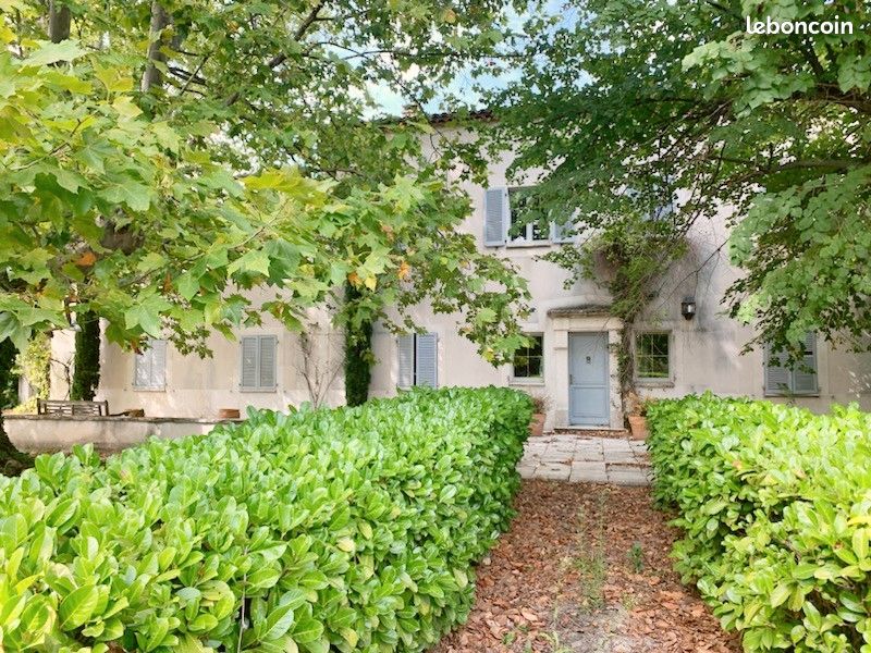 Maison 8 pièces 248 m² · à Caumont-sur-Durance · 248 m² · 795 000 €