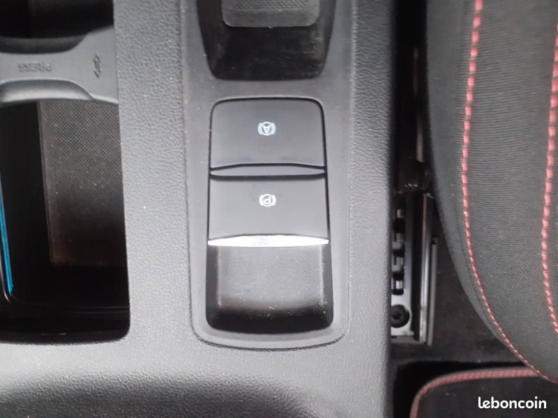 Ford Focus 1.0 Flexifuel mHEV 125ch ST-Line X Powershift (image 24)