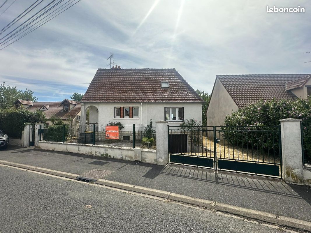 Maison 3 pièces 85 m² · à Gien · 85 m² · 96 000 €