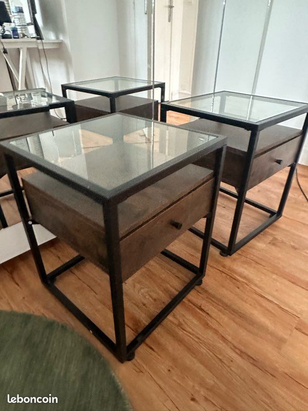 Lot de 2 tables de chevet industrielles (image 1)