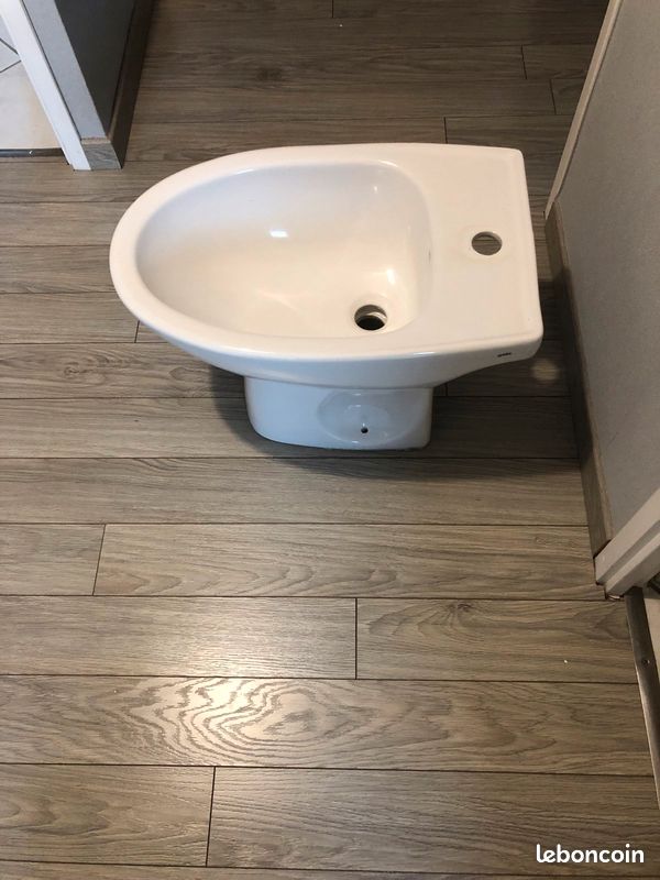 Bidet de salle de bain (image 2)