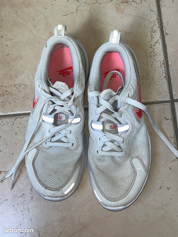 Chaussures Nike femme taille 40 Chaussures