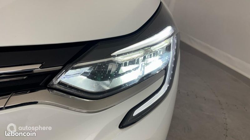 Renault Captur 1.6 E-Tech hybride 145ch Techno (image 17)