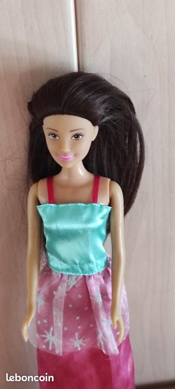 Poupée Barbie (image 1)