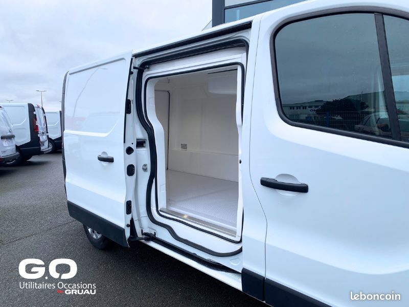 Renault Trafic véhicule réfrigéré isotherme 4.4m³ (FRAX) L2H1 2.0 dCi 130ch (Diesel) BVM - Confort - Fourgon frigo occasion by Gruau - à partir de 845/mois (image 7)