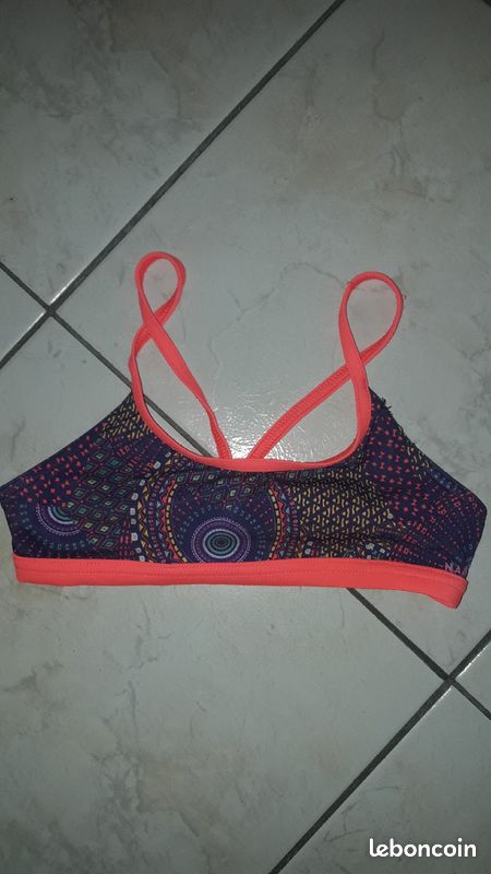 Maillot de bain décathlon. Porté 2 fois. 8 ans. AF (image 3)