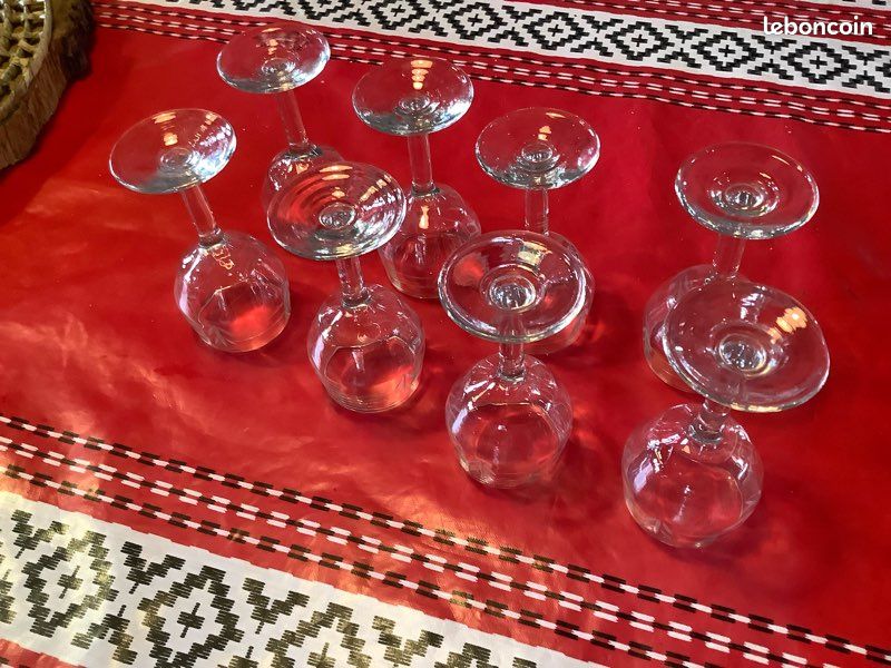 Lot De 5 Verres à Vin Vintage - Pieds Ronds, Motif Fleurs Or Et Rouge (occasion)