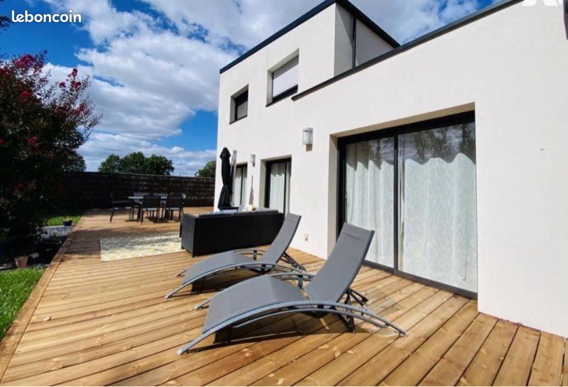 Maison 6 pièces 160 m² · à Plescop · 159,6 m² · 490 000 €