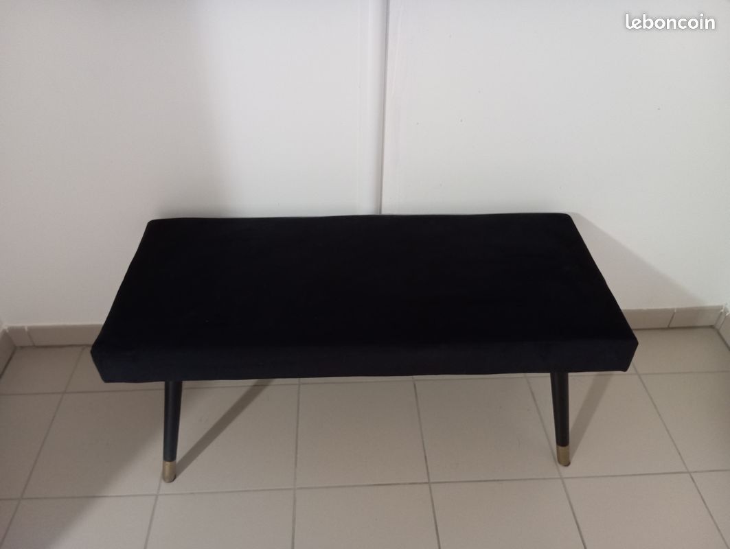 Banc velours noir (image 1)