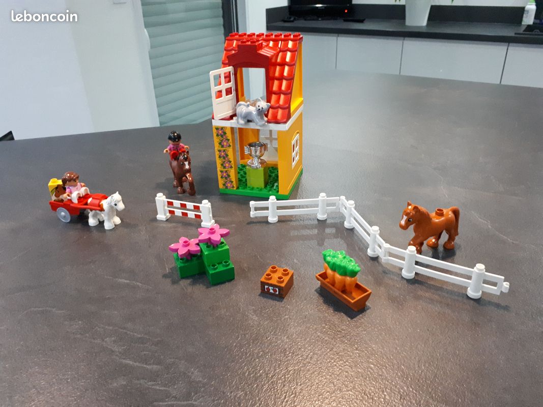 Ferme équestre LEGO DUPLO 4974 (image 2)