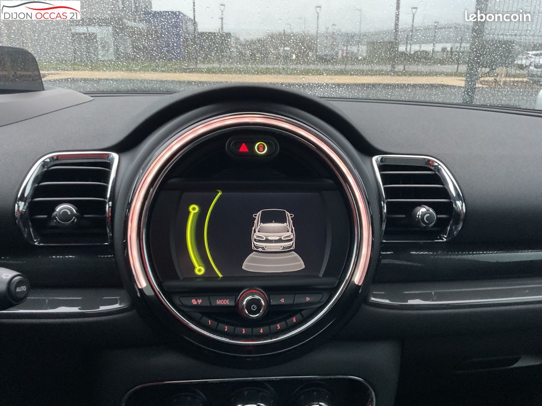 MINI CLUBMAN F54 Cooper D 150 ch Finition Business A (image 29)