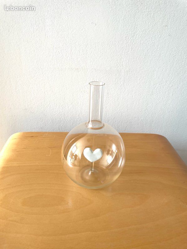 Vase Christian Tortu soliflore verre soufflé cœur (image 6)