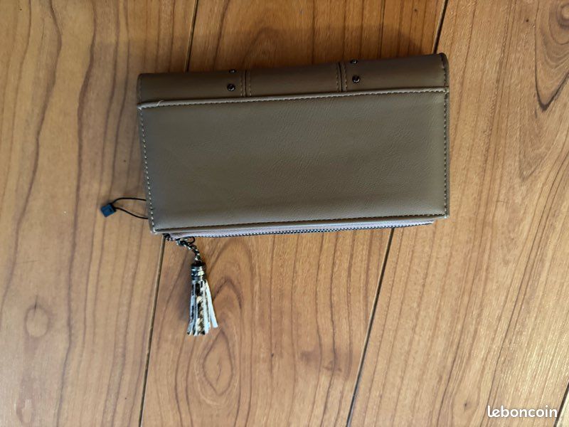 Portefeuille Femme RFID - Cuir PU Vintage, 19 Emplacements Cartes, Poche à Monnaie Zippée, Format Compact