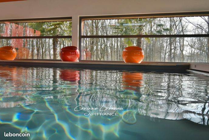 Maison 9 pièces 255 m²