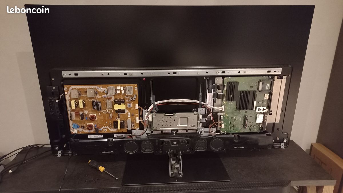 Pièces détachées Panasonic TX-55FX740E télévision