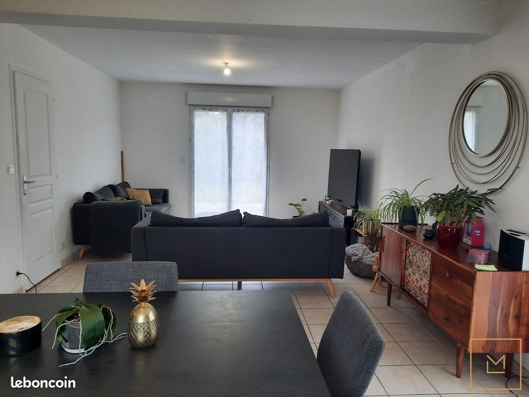 Maison 5 pièces 119 m² · à Castine-en-Plaine · 119 m² · 941 €/mois