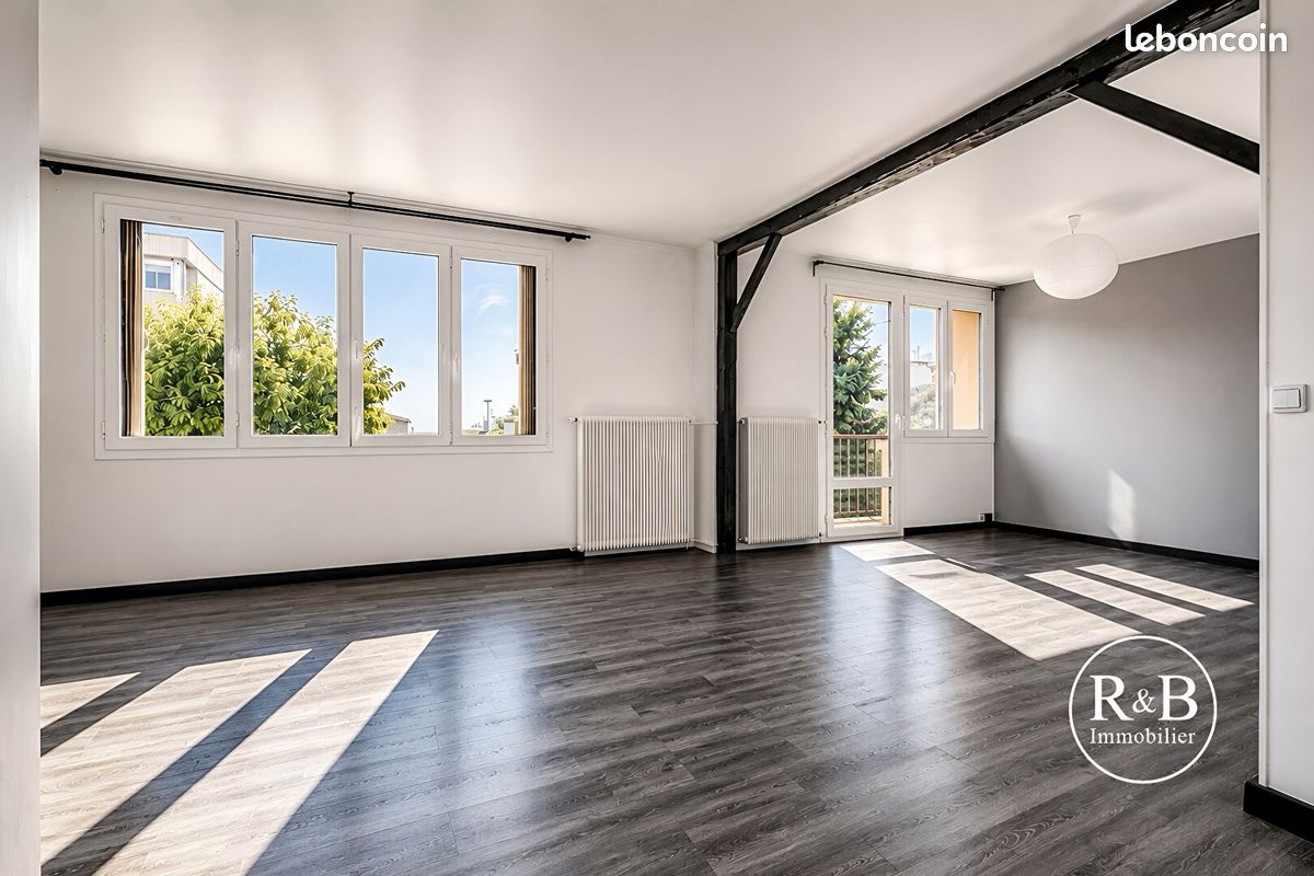 Appartement 4 pièces 67 m² · à Les Clayes-sous-Bois · 67 m² · 180 000 €