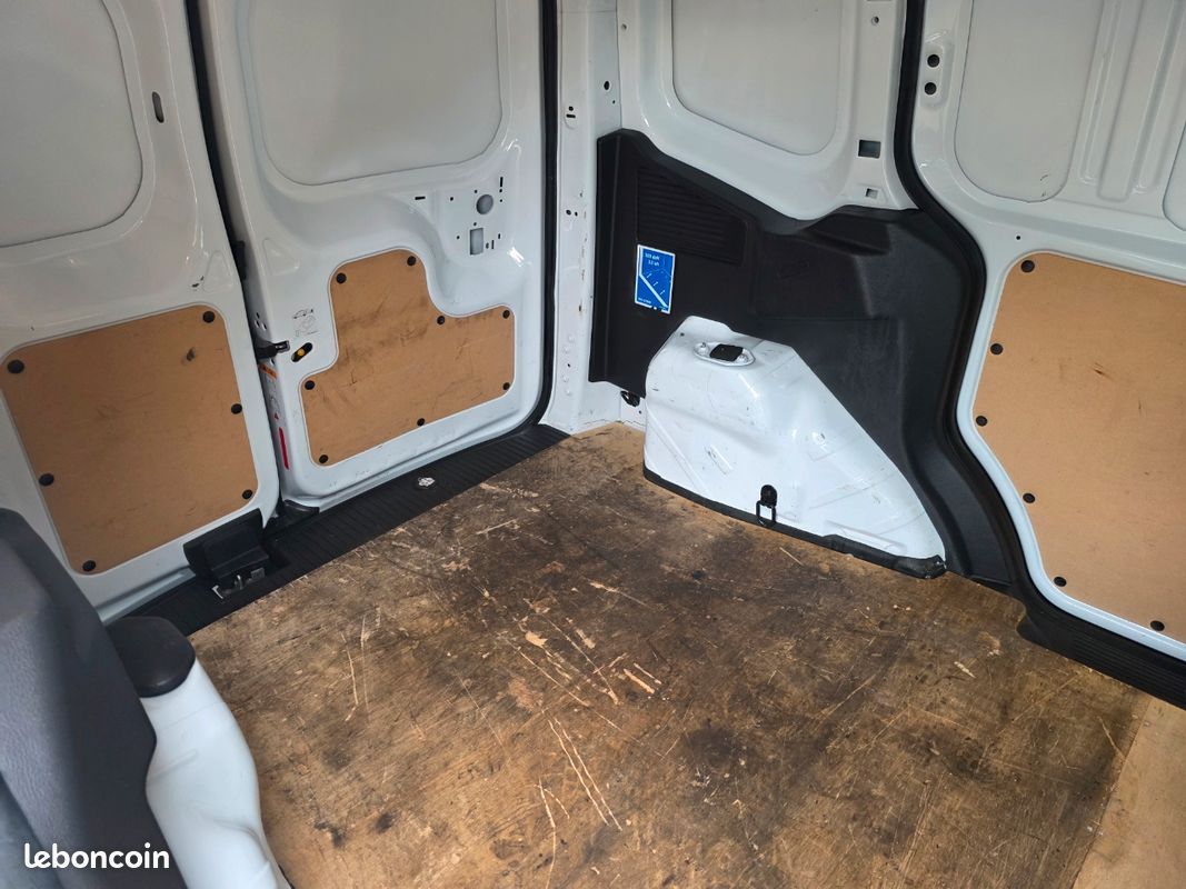 ✅ford transit courrier 1.5 tdci 75 ch trend⏩️ double porte laterale ⏩️boite 6 vitesses (image 11)