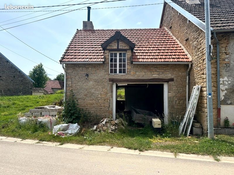 Maison 2 pièces 60 m² · à Pouilly-en-Auxois · 60 m² · 25 000 €