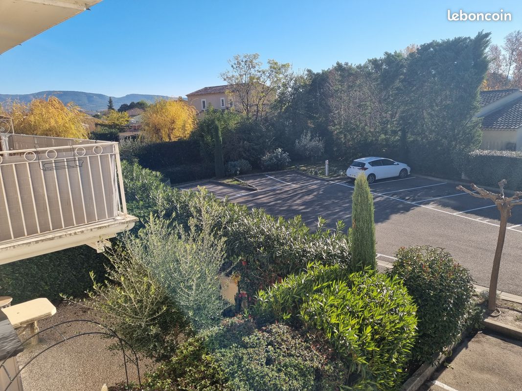 Lumineux, 2 chambres, parking, résidence securisée (image 2)