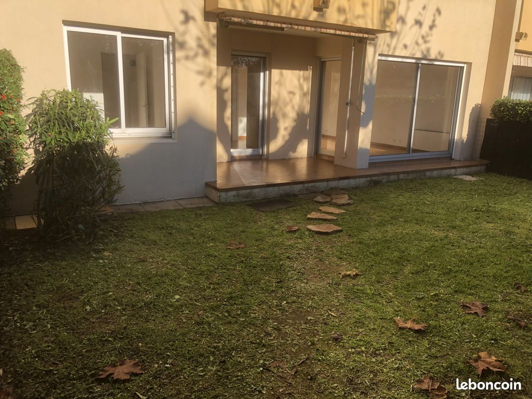 Appartement 2 pièces 45 m² · à La Crau · 45 m² · 1 050 €/mois