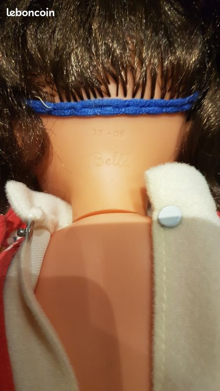POUPÉE MANNEQUIN BELLA 54 cm jambes raides sans mèche EUR 47,50 - FR