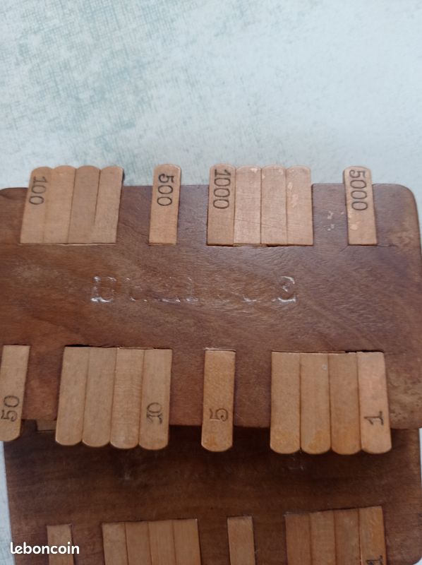 Compteur de points de jeu || Laiton massif sur socle en bois || Planche de cribbage - France