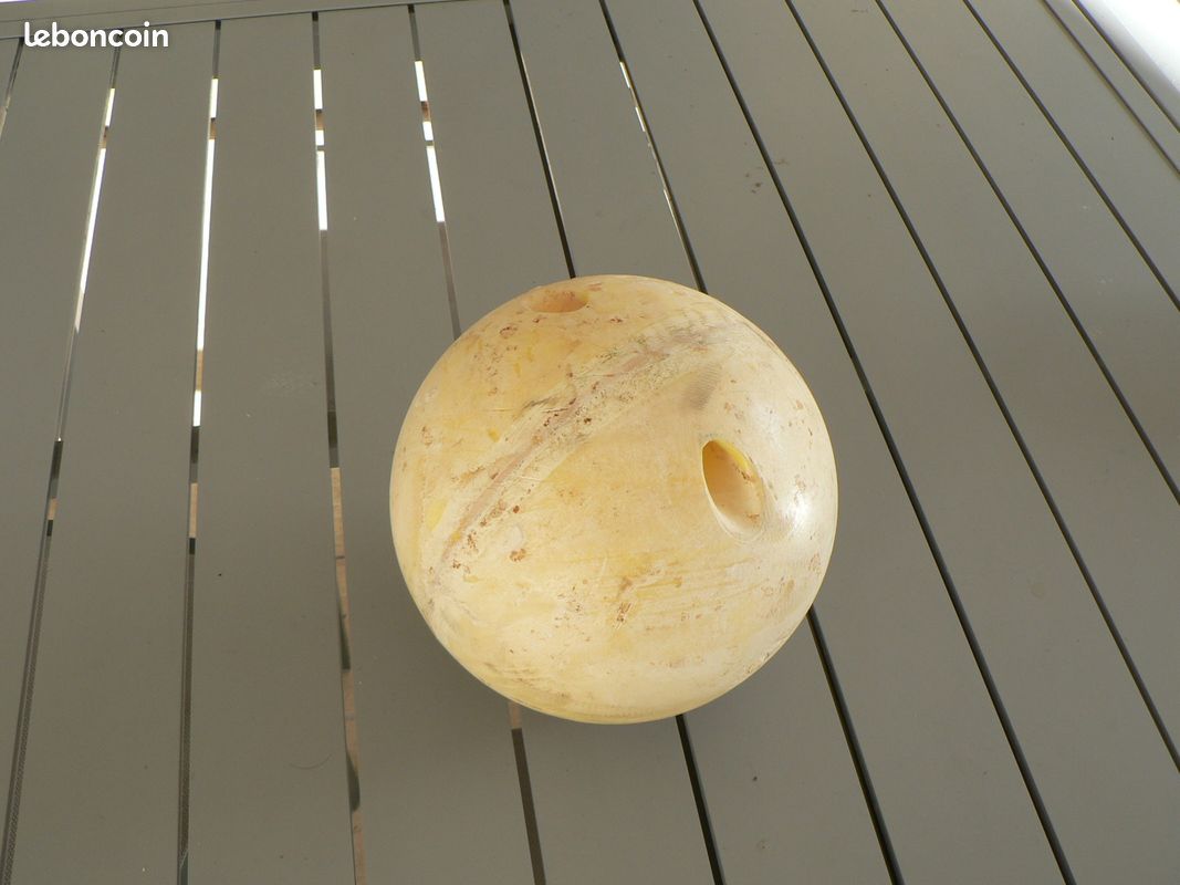 Bouées de pêche : accessoires indispensables pour une décoration réussie Bouées de pêche : accessoires indispensables pour une décoration réussie