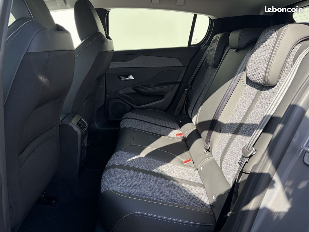 Peugeot 308 (3) Hybrid 145 e-DCS6 ALLURE (image 15)