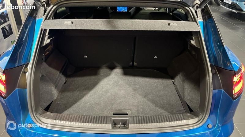 Renault Austral 1.2 E-Tech full hybrid 200ch esprit Alpine - 25 (image 14)