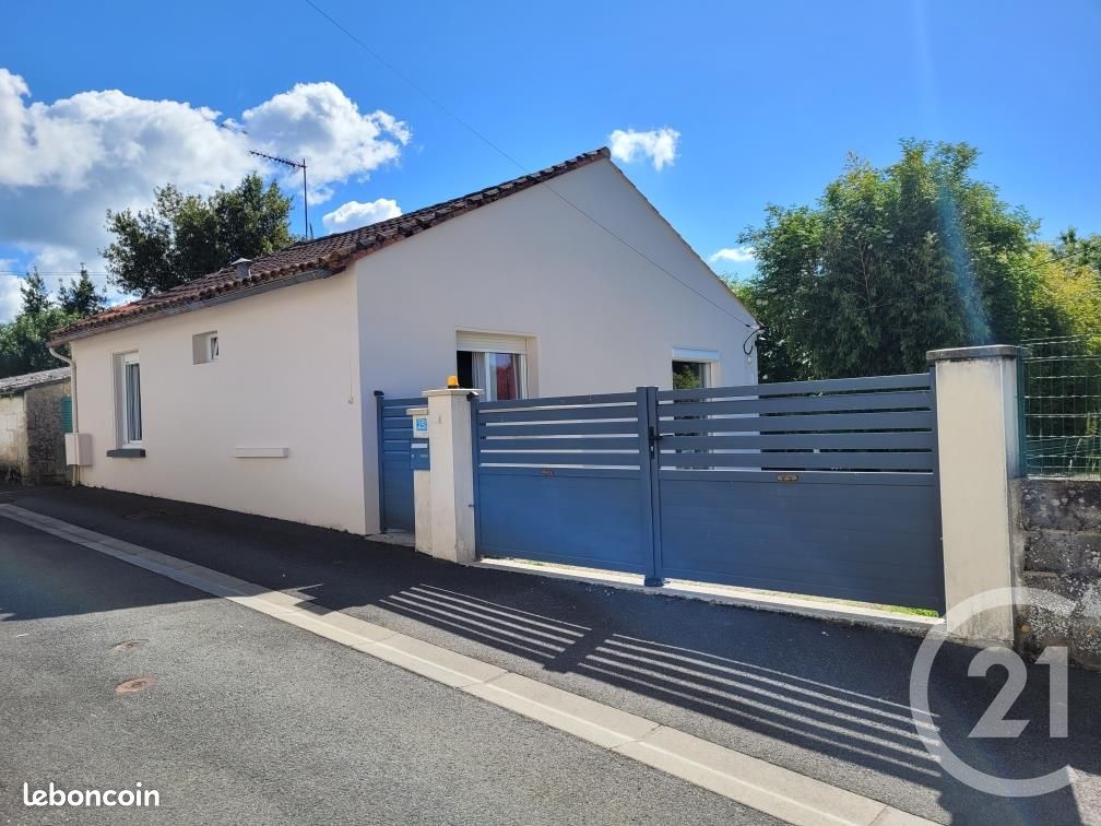 Maison 4 pièces 56 m² · à Saintes · 56 m² · 150 000 €
