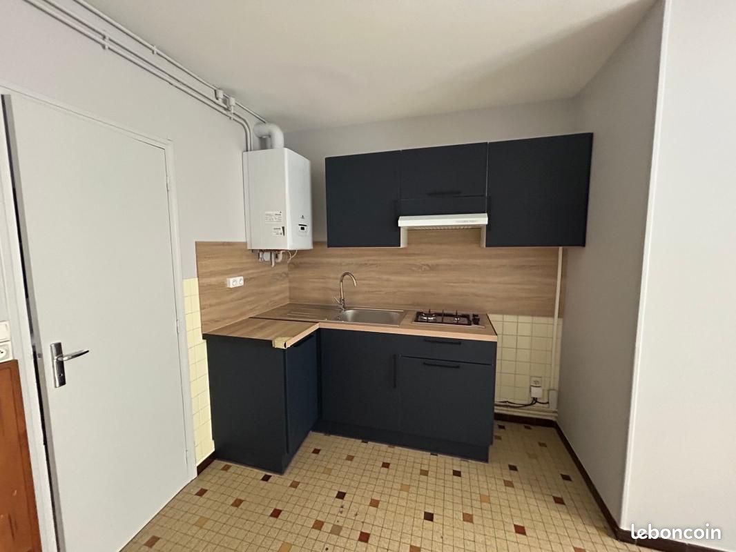 Appartement 1 pièce 46 m² · à Mortagne-au-Perche · 46 m² · 430 €/mois