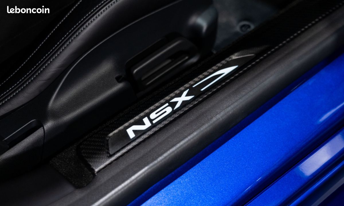 HONDA NSX V6 3.5 581 – IMMAT France / Nouvelle Bleu Pearl / Carbone / 1464E/Mois (image 14)